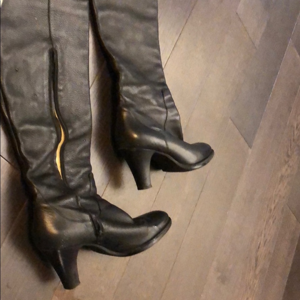 Via Spiga leather boots
